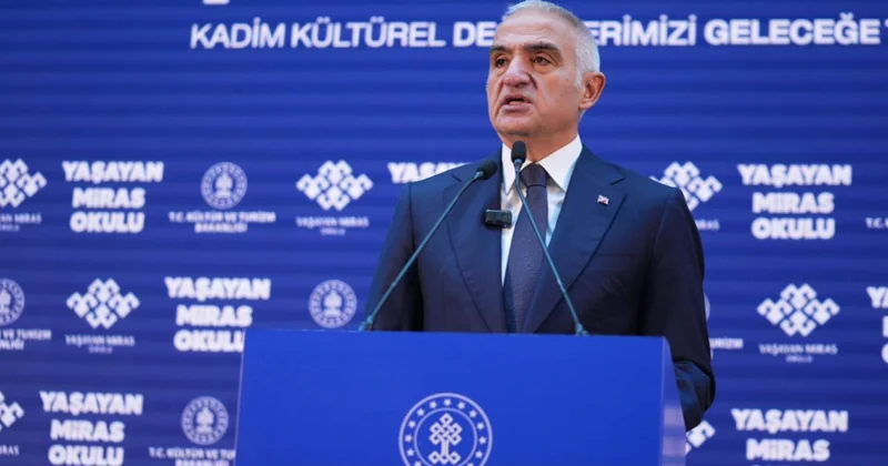 Bakan Ersoy: Yaşayan Miras Okulunu Ankara da pilot olarak başlatıyoruz