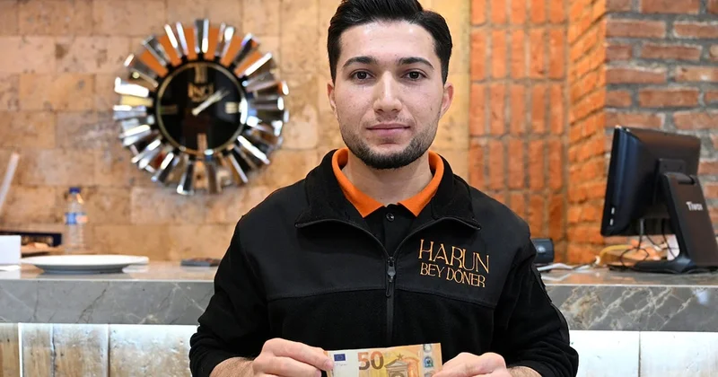 Kayseri de garsona 50 Euro bahşiş veren turist 1 gün sonra ne kadarını geri istedi? Sözcü Gazetesi