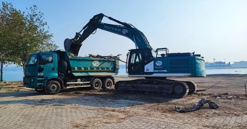 Kaçak yapıların yıkım işlemleri devam ediyor