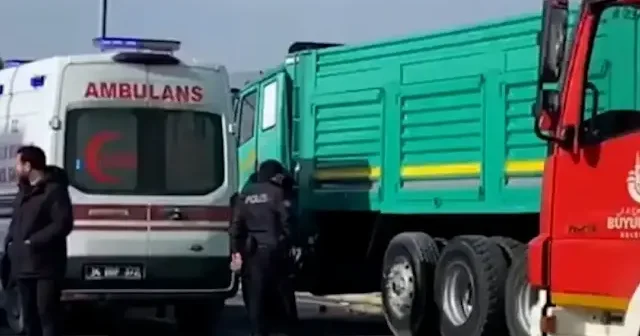 Başakşehir’de kamyon kabininin altında kalan şoför hayatını kaybetti VİDEO İZLE