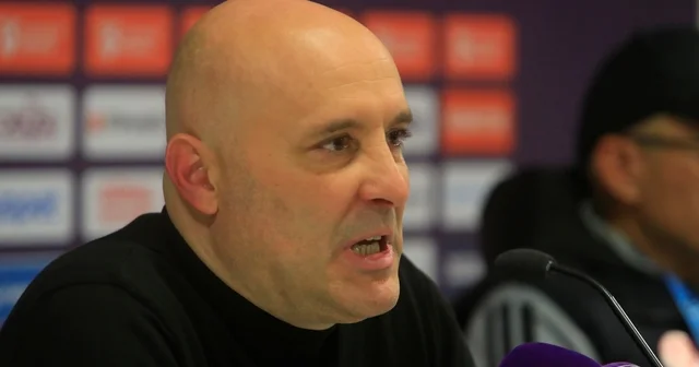 Sami Uğurlu: Çalışmamız gereken çok şey var Antalyaspor Teknik Direktörü Sami Uğurlu: Bu mücadele gücü ile oyunu birleştirdiğimizde herkes daha farklı bir Antalyaspor izleyecek Antalya Haberleri