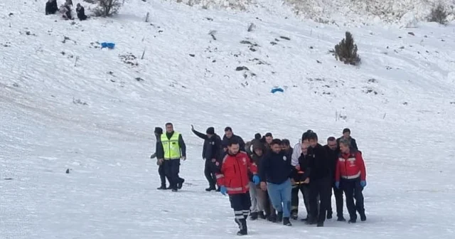Kayak yaparken ayağı kırıldı, ambulans helikopterle hastaneye kaldırıldı Konya Haberleri