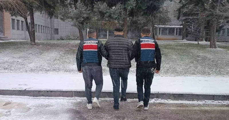 Kesinleşmiş 10’ar yıl cezayla aranan 2 şahıs yakalandı