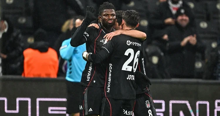 Beşiktaş ta yeni santrafor gelene kadar gol umudu Toure!