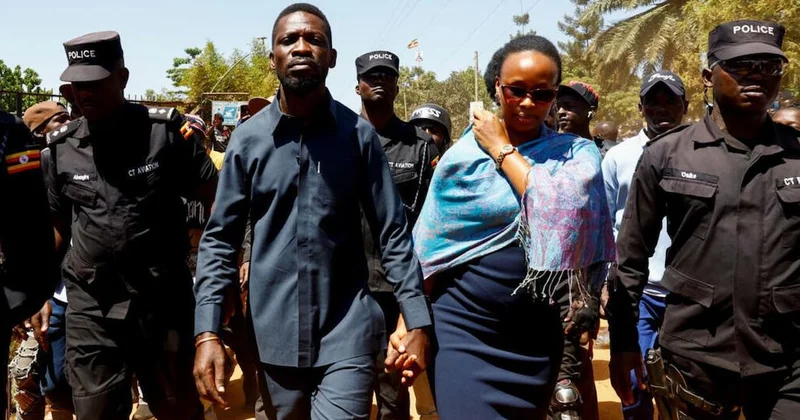 Uganda muhalefet liderinin karısını askerler boğarak hastanelik etti Sözcü Gazetesi