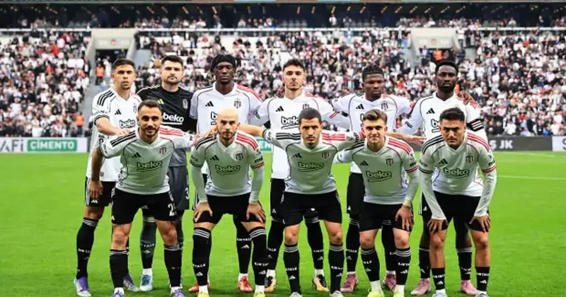 Beşiktaş ın yıldızı Manchester United a gidiyor: Ayrılır ayrılmaz yeri dolacak