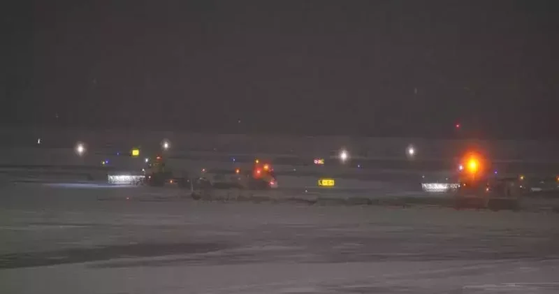 ABD de kar fırtınası nedeniyle 13 binden fazla uçuş iptal edildi