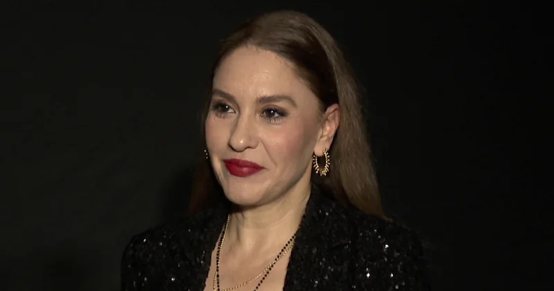 Evrim Alasya: Şarkı söylemeyi seviyorum