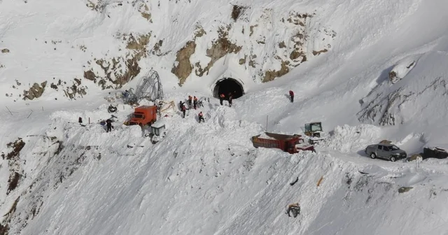 Doğu Karadeniz de çığ gerçeği Doğu Karadeniz de son 20 yılda yaşanan çığlarda 30 kişi hayatını kaybetti Trabzon Haberleri