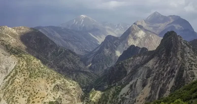 İran da kayıp 4 dağcıdan üçünün cansız bedenine ulaşıldı Hayat Haberleri