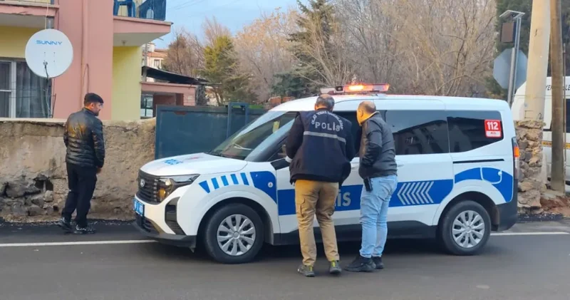 15 yaşındaki çocuk para vermedi diye akranını yaraladı