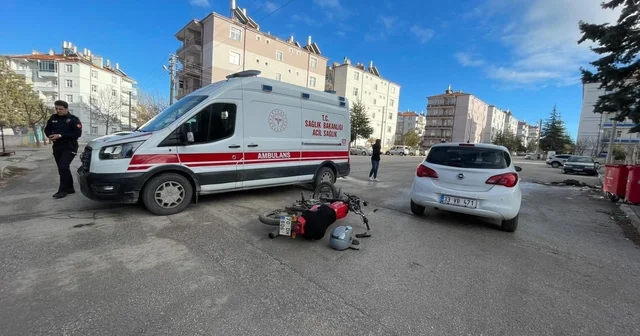 Karaman da otomobil ile motosiklet çarpıştı Karaman Haberleri