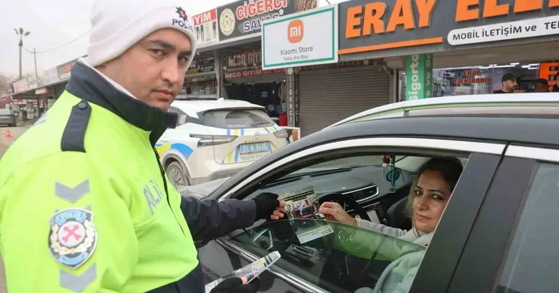 İnsan hayatına mal olabilen ’hatalı araç parkı’ konusunda sürücüler uyarıldı
