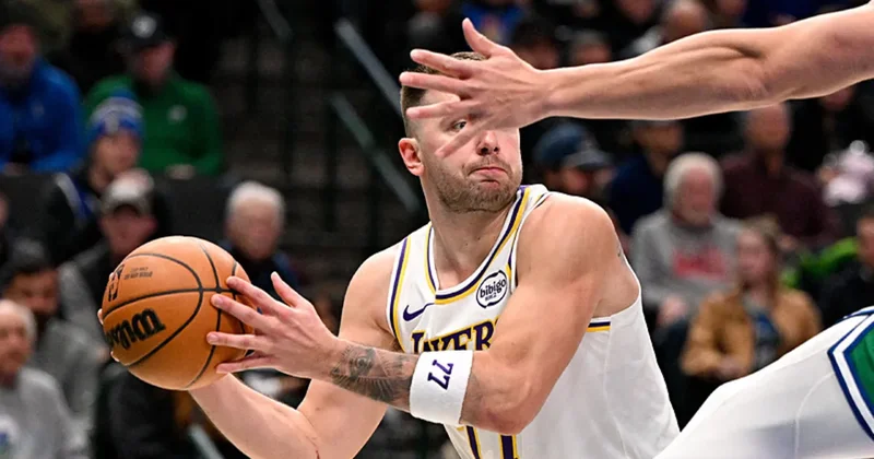 NBA de Los Angeles Lakers, Dallas Mavericks deplasmanında kazandı