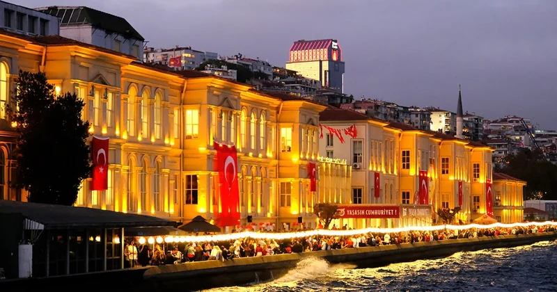 İBB’nin işlettiği tarihi yapıların ardından okullara da el attılar! Komple silkeleme Sözcü Gazetesi