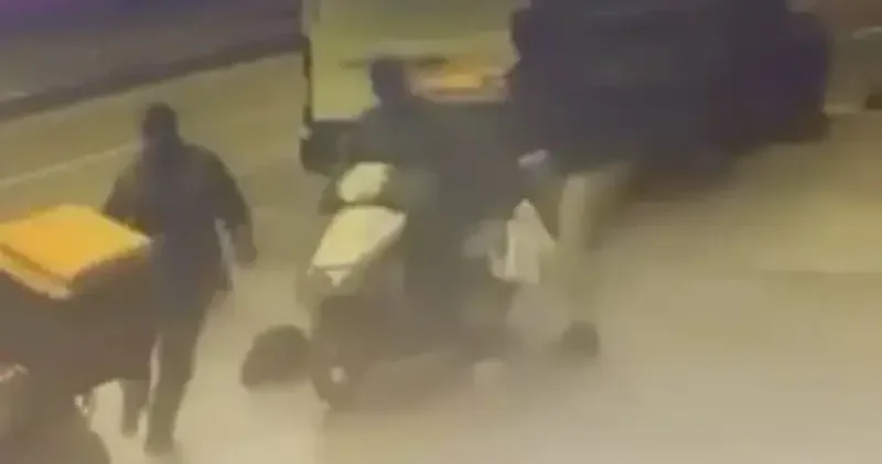 Kimlik kontrolünden kaçtı: Polis motokuryeyle yakaladı İstanbul Haberleri