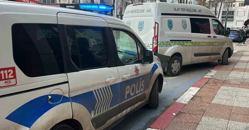 Uşak’ta bıçaklanan şahıs ağır yaralandı