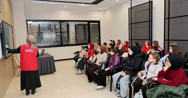 Gençlik Meclisi nden dolu dolu tatil etkinlikleri Konya Haberleri