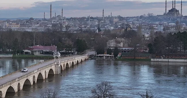 Edirne de taşkınlara neden olmuştu: Tunca ve Meriç te debi düşüşe geçti