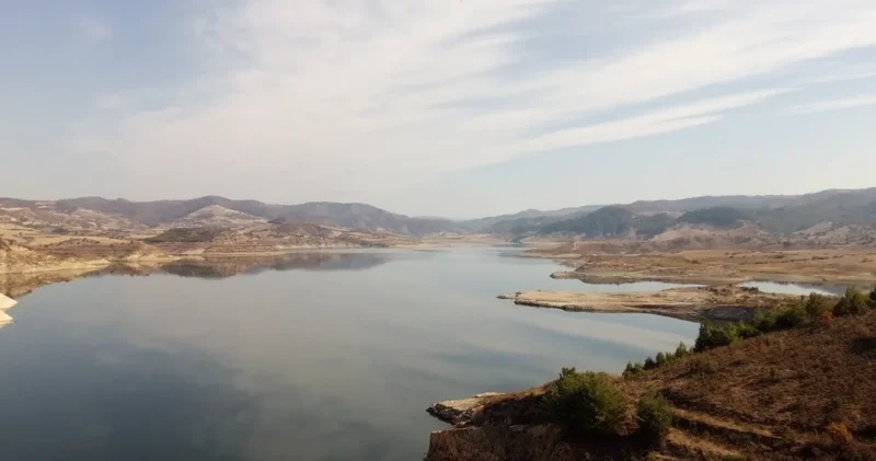 Sıfır noktasına kadar gerilemişti: Gördes Barajı nda su seviyesi artıyor