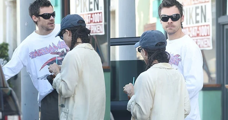 Ünlü şarkıcıdan kızının sevgilisine son uyarı… ‘Oyalanmayı bırak, artık onunla evlen!’