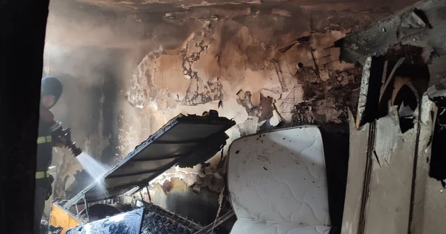 Yangında kuşları yanan çocuğu mahalle sakinleri teselli etti Edirne Haberleri