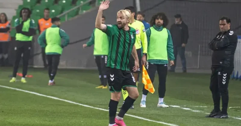 Kırmızı kartların bedeli ağır oldu! Sakaryaspor, Caner Erkin le yollarını ayırdı