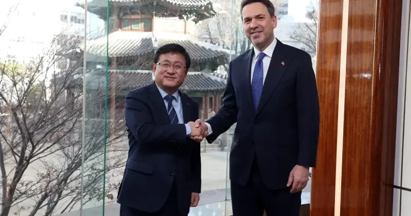 Bakan Bayraktar Güney Kore’de: Yeni enerji fırsatları ele alındı Türkiye Ekonomisi Haberleri