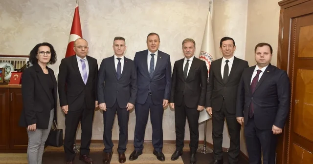 Trabzon Defterdarı Ramazan Yaşar dan TTSO ya ziyaret Trabzon Haberleri