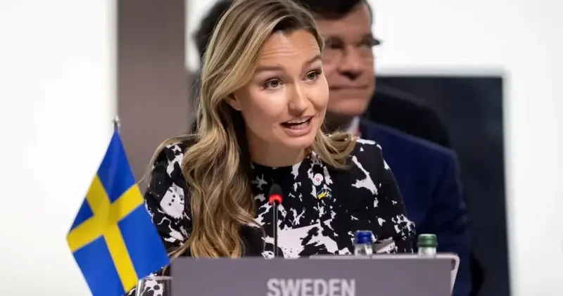 Avrupa da yine İslam düşmanlığı: Müslümanlar ülkemizi terk etsin Dünya Haberleri