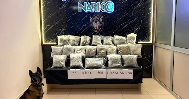 TIR ın stepnesinde 22,5 kilo skunk ele geçirildi Edirne Haberleri