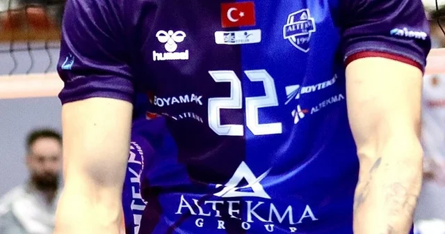 Altekma da forma giyen orta oyuncu Emir, Galatasaray yolcusu İzmir Haberleri