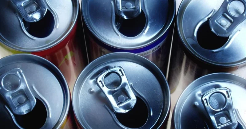 İspanya hükümeti 16 yaş altına enerji içeceği satışının yasaklanmasını planlıyor