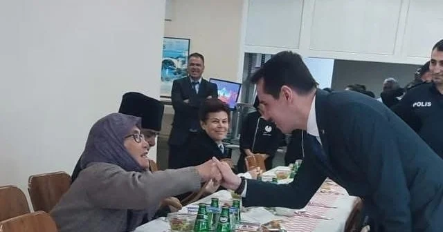 Kaymakam Sakarya, şehit ve gazi aileleriyle iftarda buluştu Manisa Haberleri