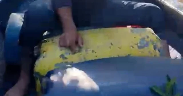 Sular altında kalan bahçesine kayıkla ulaştı Adana Haberleri