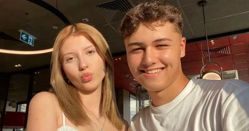 Son dakika: Hafif ticari araçla çarpışan motosikletin sürücüsü Defne Su öldü, arkadaşı ağır yaralı Son dakika haberleri