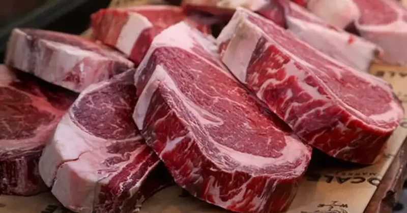 Ucuz ette kota oyunu: İhtiyaç sahibinin hakkı restoran ve kasaplara gidiyor!