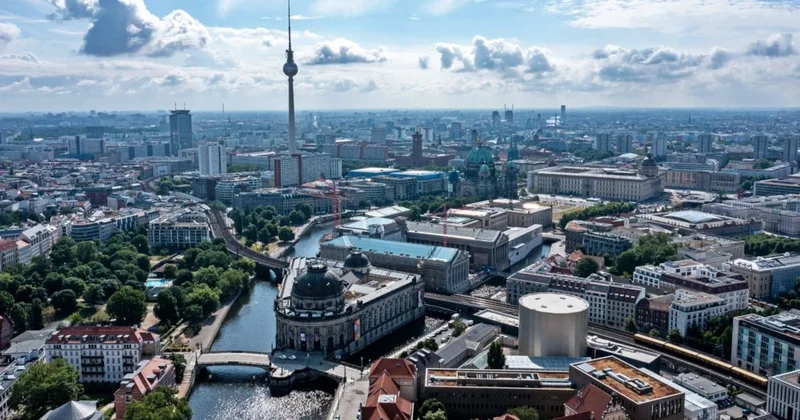 Avrupa nın göbeğinde hayat 2 gün duracak! Sözcü Gazetesi