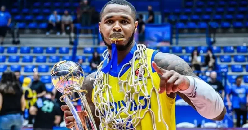 Bursaspor Basketbol, ABD li oyuncular Georges Hunt ve Smith i kadrosuna kattı Fanatik Gazetesi Basketbol Haberleri Spor