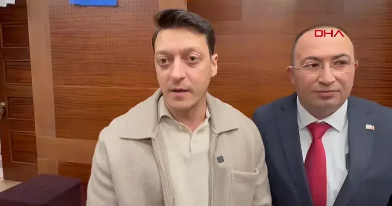 Mesut Özil’den Galatasaray ve Fenerbahçe’nin Avrupa maçlarına özel yorum