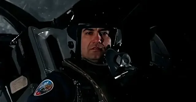 F 16 kazasında şehit olan Binbaşı Bolat ın 2020 de yeni yıl mesajında yer aldığı görüntüler çıktı VİDEO İZLE