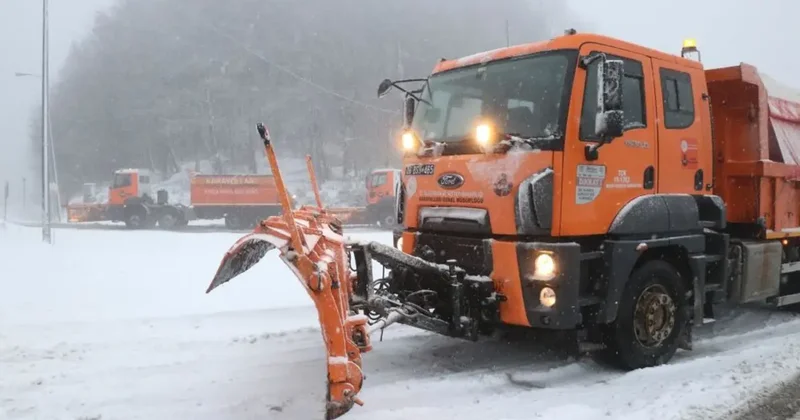 Bolu Dağı beyaza büründü: Kar kalınlığı 10 santimetreye ulaştı