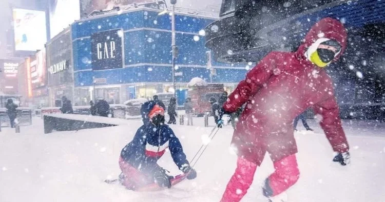 Kar fırtınası ABD’yi vurdu