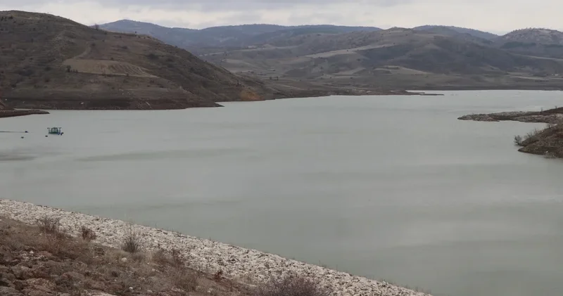 İki ay önce kuruyup çatlamıştı: Baraj gölünde doluluk yüzde 15 e ulaştı