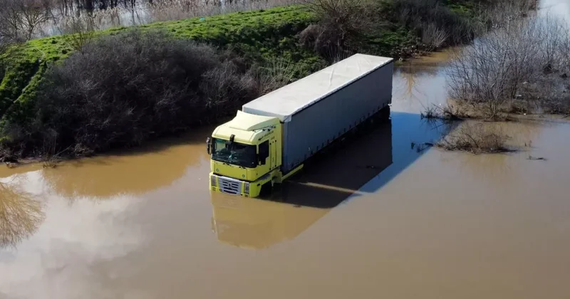 Edirne de Nehir Taşkınlarında Kurtarma Çalışmaları