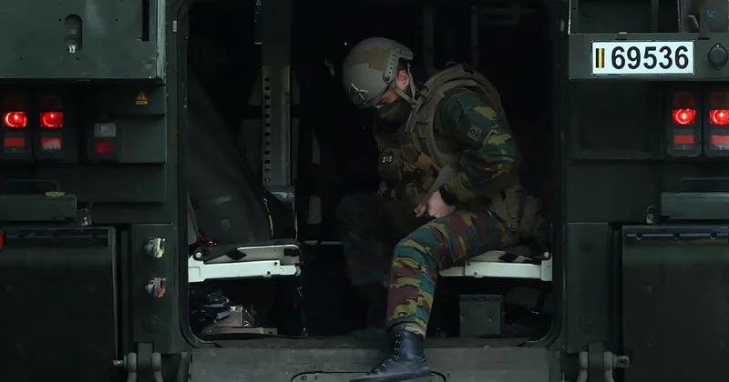 Belçika, yedek askerlik için yaş sınırını 67 ye yükseltti