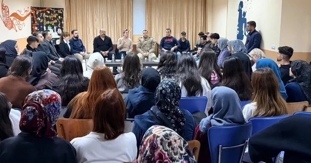 Kemaliye Osman Nuri Akın Yurt Müdürlüğü nde iftar programı düzenlendi Erzincan Haberleri