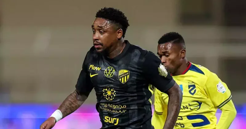 (ÖZET) Al Ittihad 85. dakikada yıkıldı! Nefes kesen maçta kazanan çıkmadı Al Hazem Al Ittihad maç sonucu: 1 1 Fanatik Gazetesi Fenerbahçe (FB) Haberleri Spor