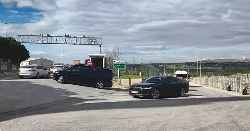 Özgür Özel Ekrem İmamoğlu nu ziyaret ediyor