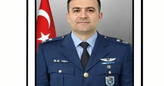 Şehit pilotun İzmir deki evinde yas Şehidin çocukluk hayali asker olmaktı İzmir Haberleri